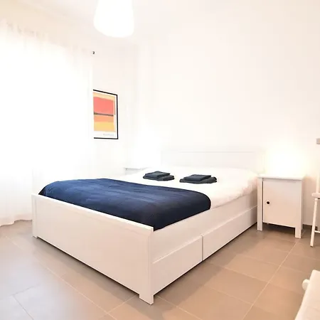 Sitting On The Apartman *